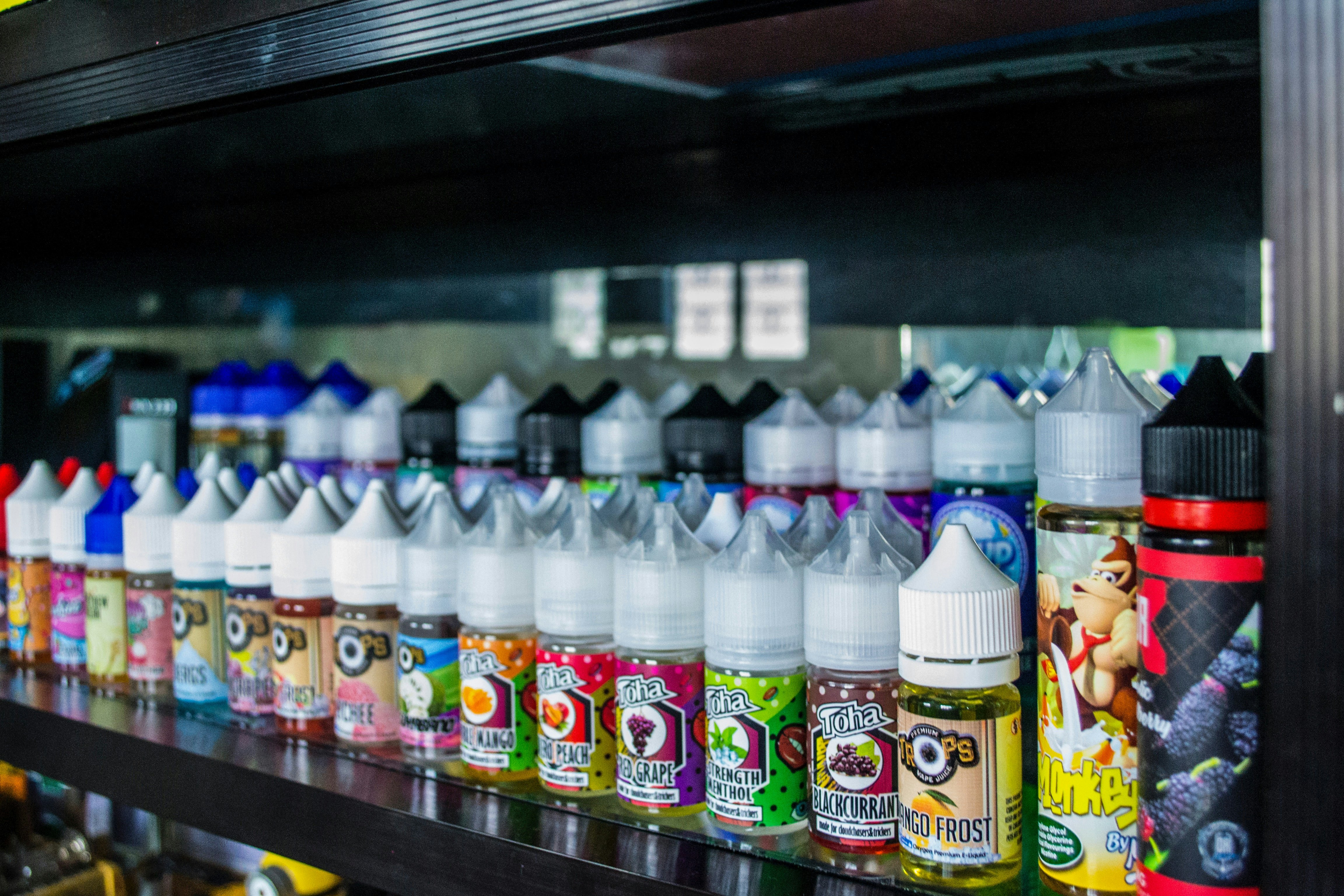 Fruit And Candy Flavored Vape Juice Are Most Popular Among Two