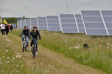 Visitors at a Westmill Solar Co-operative Open Day at Westmill Solar Park