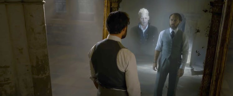 Dumbledore sees Grindelwald in the Mirror of Erised in 'The Crimes of Grindelwald'.