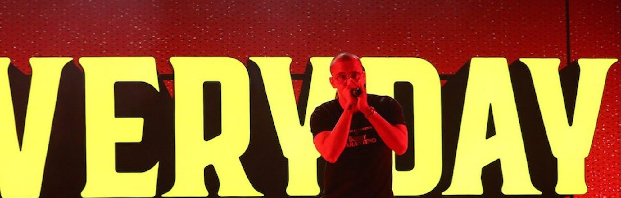 'Fortnite' Player/Rapper Logic Just Savagely Dissed Drake's Gaming Skills