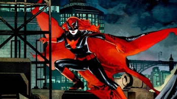 batwoman costume arroverse dc comics
