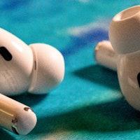 Inverse Daily: Apple's new AirPods have it all