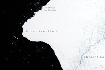 brunt ice shelf antartica
