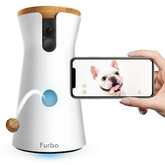 Furbo Dog Camera: Treat Tossing