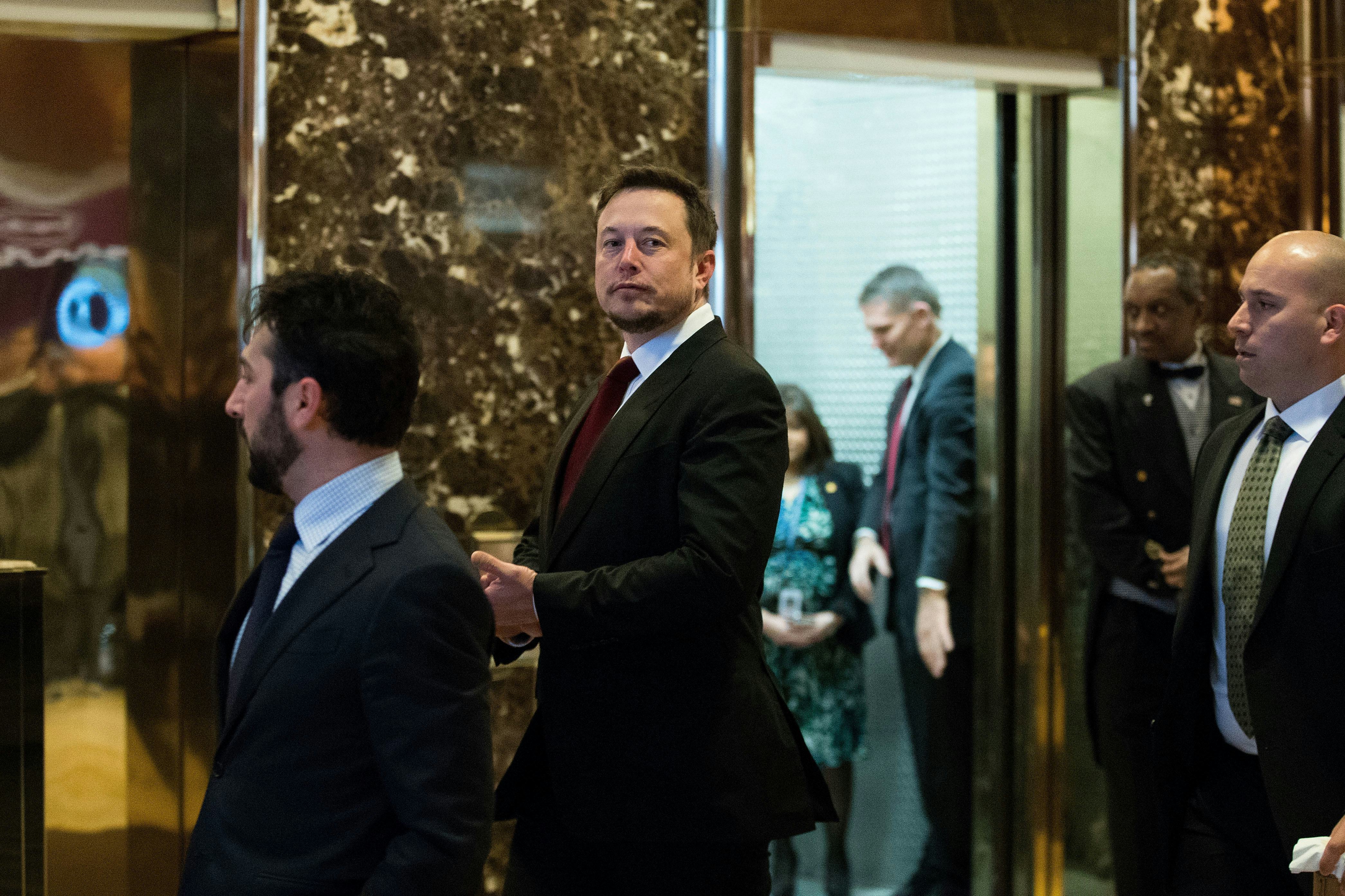 Elon Musk Disagrees With Trump, Isn't Quitting The Advisory Council