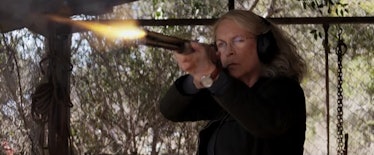 laurie strode winchester rifle shooting