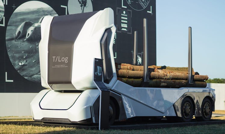 Autonomous Logging Video Shows First Level 4 Autonomous Truck Getting Commercial Approval