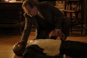 Pictured (L-R): Cress Williams as Jefferson Pierce and James Remar as Gamb