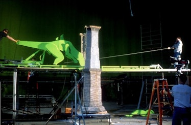 Making a scene on a bridge for the 1998 Godzilla