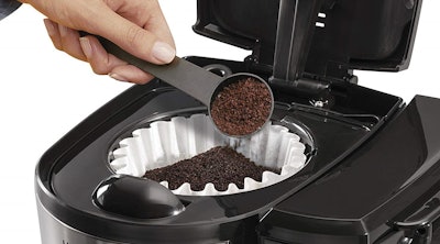 https://imgix.bustle.com/inverse/b1/49/65/18/6b2e/4dbc/8468/f08213273285/make-your-own-coffee-with-one-of-these-coffee-makers.jpeg?w=400&h=300&fit=crop&crop=faces&auto=format%2Ccompress