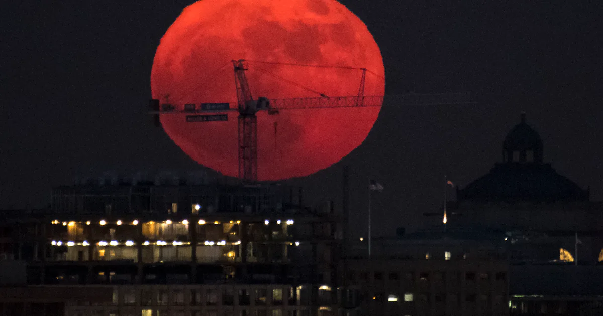 2018 Will Start Out With Two Supermoons 2018-will-start-out-with-two-supermoons