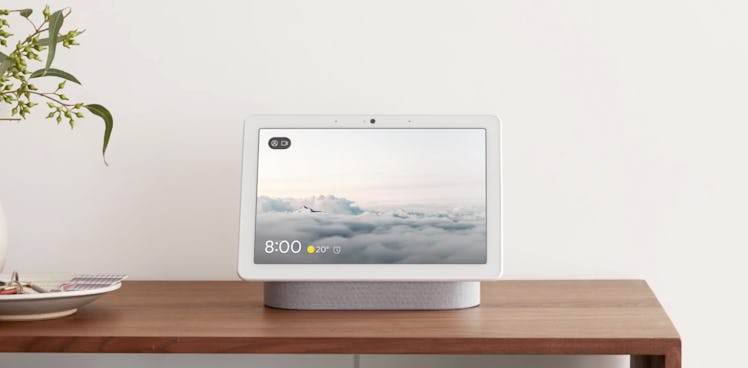 Google Nest Hub Max indicates when it's watching.