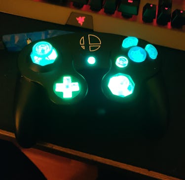 Nearly Two Decades Later The Vital Gamecube Controller Retains Its Allure
