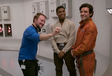 Rian Johnson only wrote one draft for the last jedi! He put no effort and  doesn't care about star wars at all!!!!! : r/saltierthankrayt