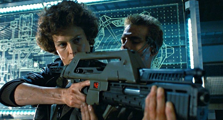 Sigourney Weaver and Michael Biehn in Aliens