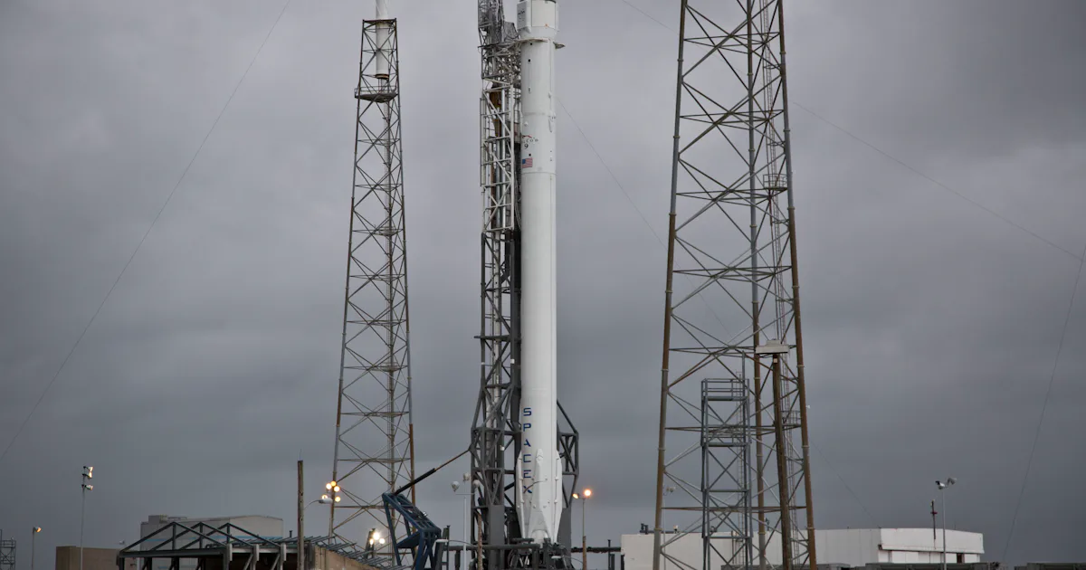 Rocket Faining SpaceX: Fairing Recovery Big Step Toward Fully Reusable Rockets