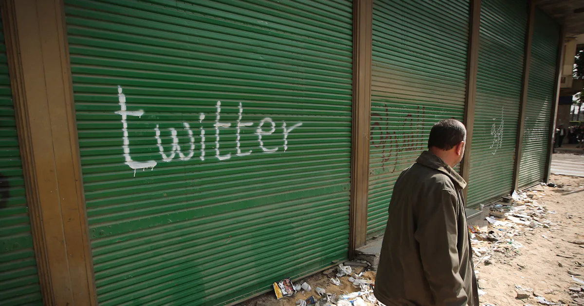 Rew Rta Rising Twitter Response This Study Looked at Whether Your Next Tweet Will Call for Revolution
