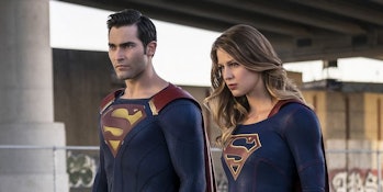 Tyler Hoechlin as Superman and Mellisa Bennoist as Supergirl on CW's Supergirl