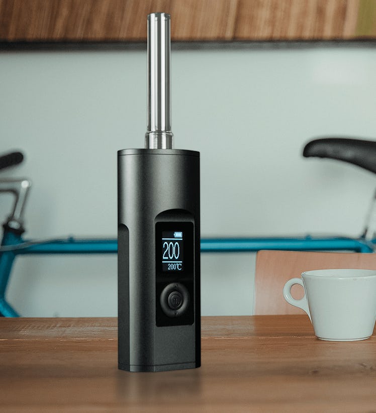 Yeah the Arizer Solo II is pretty tall for a "portable vape."