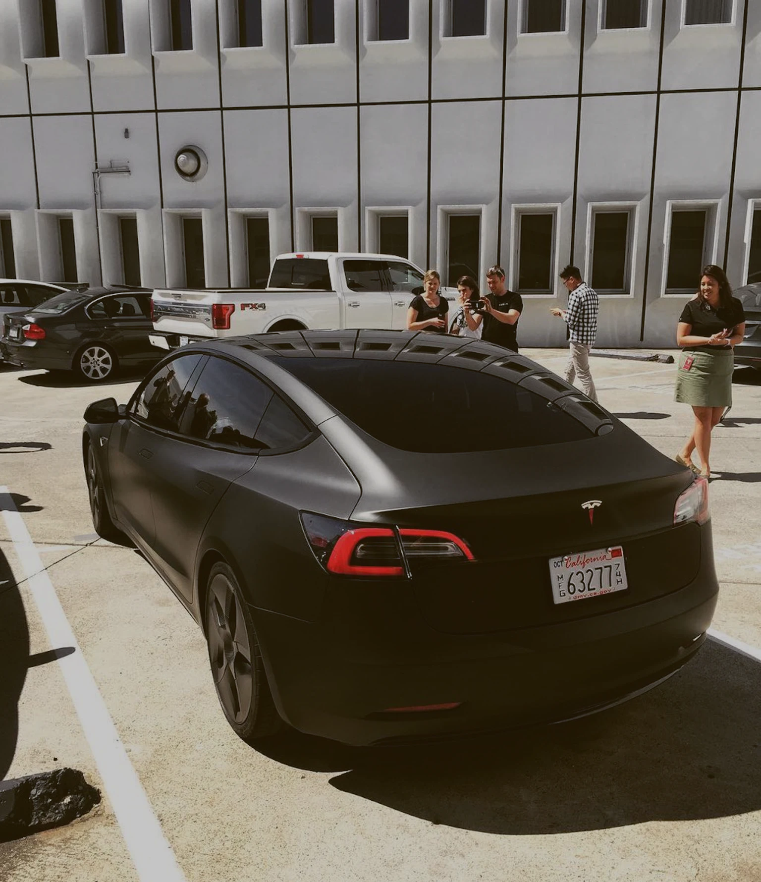 Машинка tesla model 3 Машинка tesla model 3