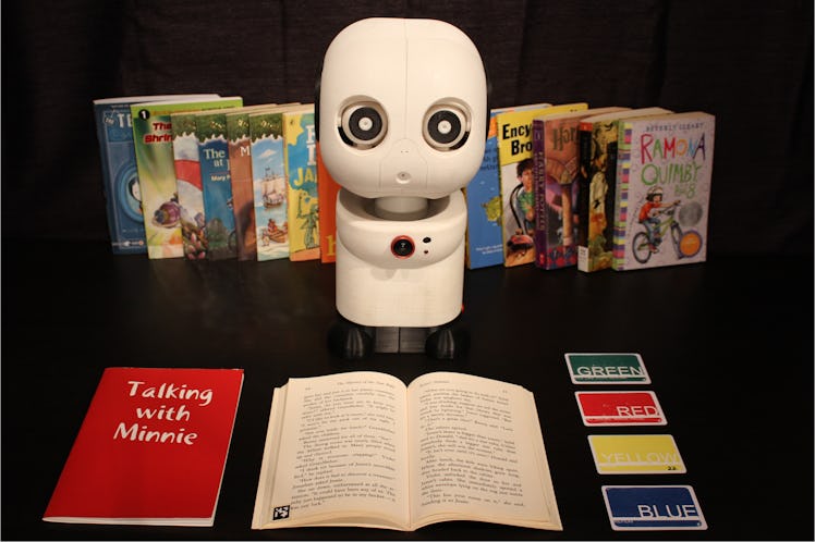 Minnie the reading robot