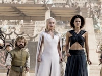 Daario, Tyrion, Daenerys, Missandei, and Jorah in a scene in the "Game of Thrones" show