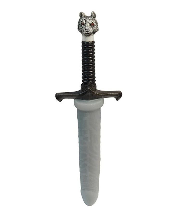A direwolf on the hilt makes this sword extra cuddly