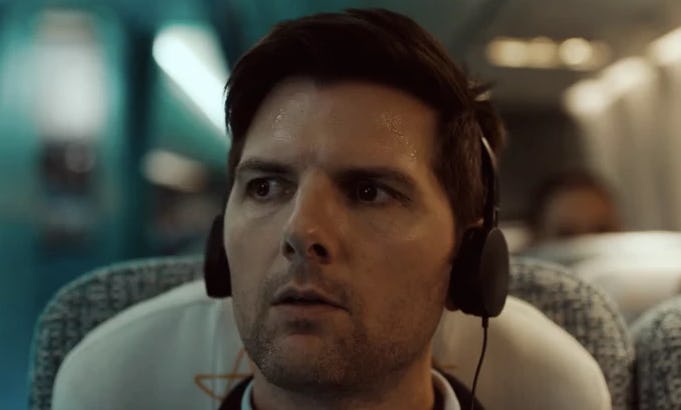 revistapazes.com - Um homem embarca tranquilo&hellip; at&eacute; descobrir que o avi&atilde;o em que est&aacute; &eacute; o mesmo que um podcast diz que vai desaparecer