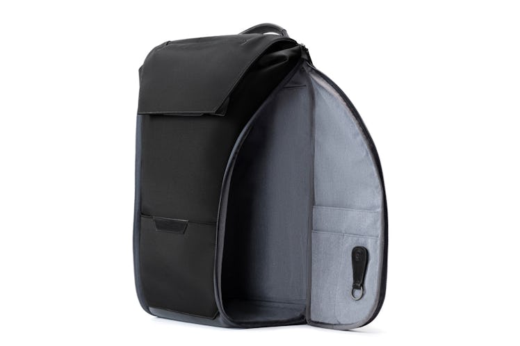 THE CAPSTONE BACKPACK 