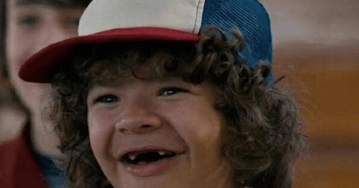 Stranger Thing Tooth Problem Stranger Things: What Happened to Gaten Matarazzo's Teeth?
