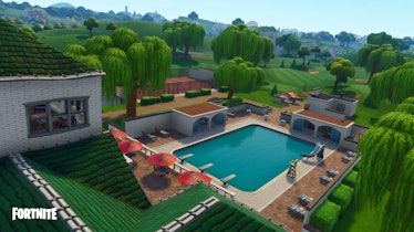 Lazy Links looks like a dope luxury golf course in 'Fortnite: Battle Royale' Season 5. Do they requi...