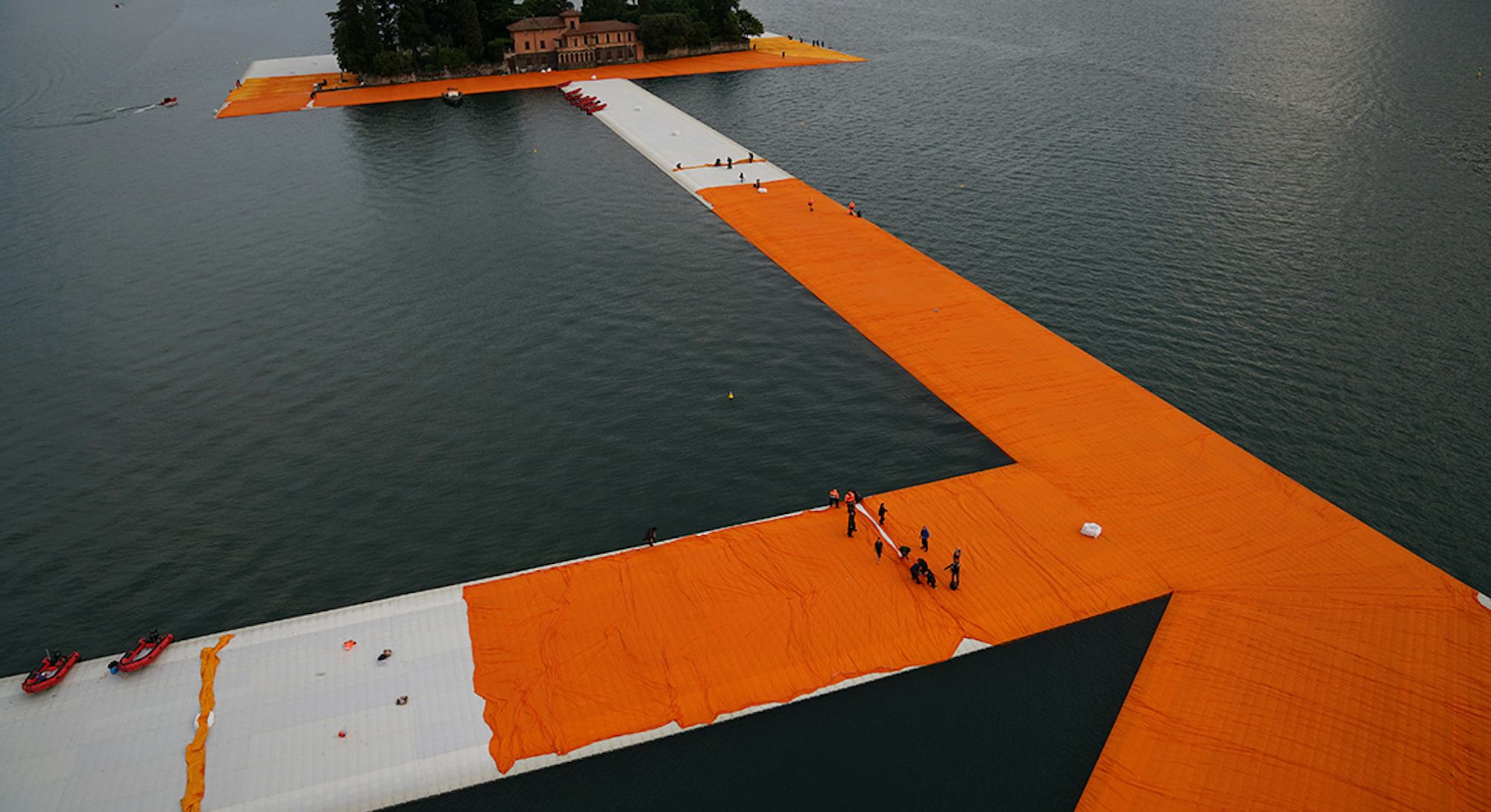 Christo S Floating Piers Is A Breathtaking 2 Mile Work Of Art On An Italian Lake