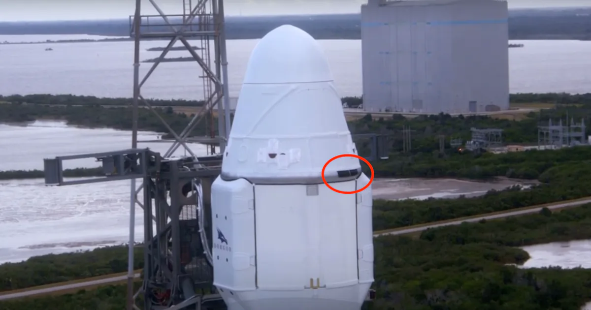 Spacex Colossal Space Module SpaceX: Why 4 Innocuous Panels on the Dragon Capsule Are Critical to Mars