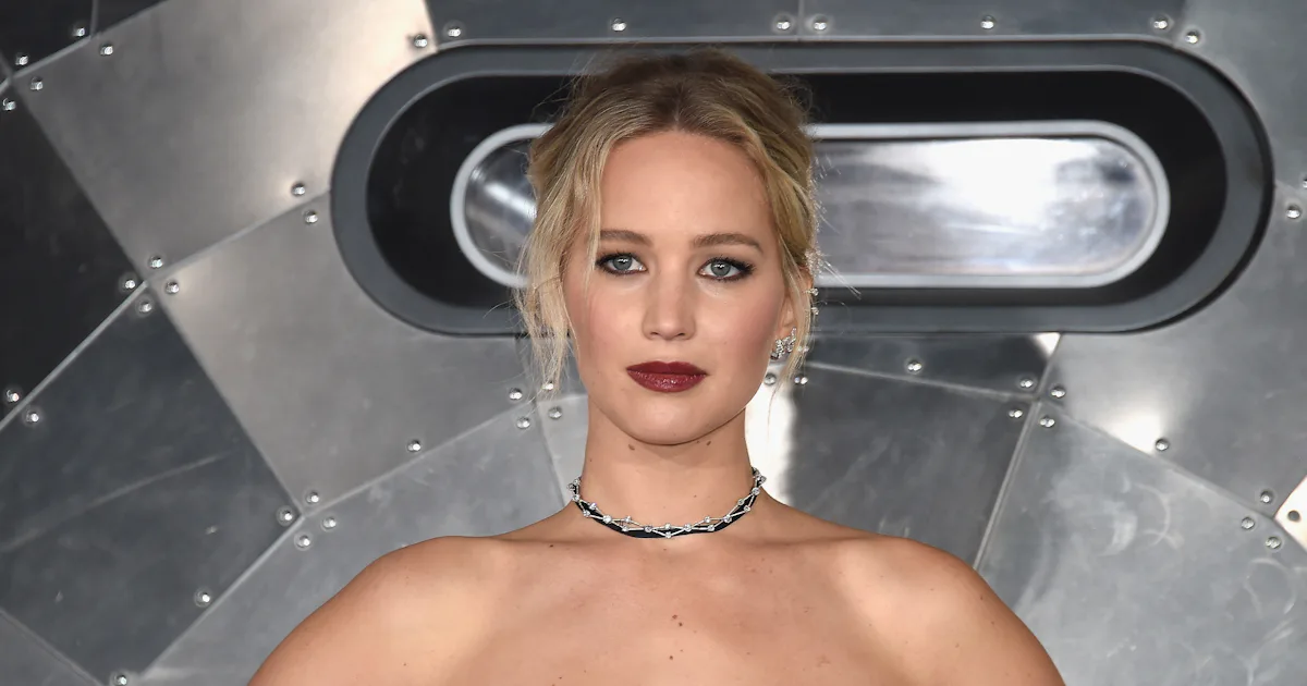 Jennifer Lawrence Says She's Still Deeply Affected By Photo Leak