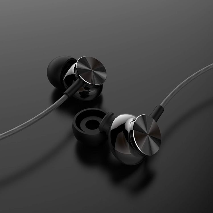 Betron BS10 Earphones Headphones, Powerful Bass Driven Sound