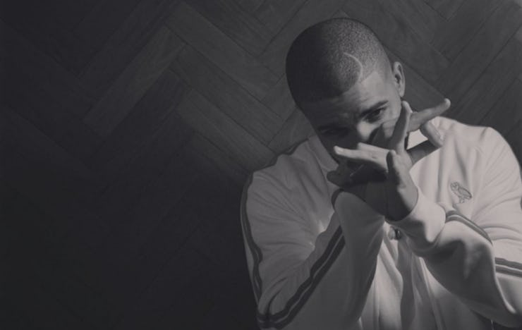 Drake posing for a photo