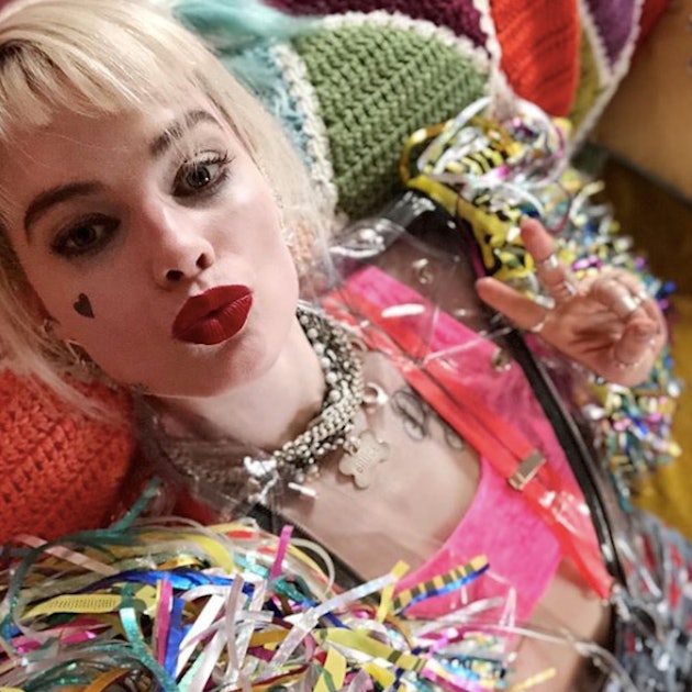 Birds Of Prey Dc Movie Margot Robbie Reveals Harley Quinn In First Image