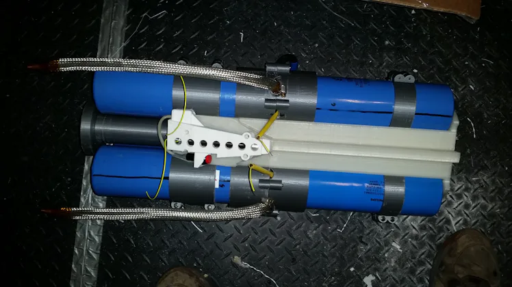 Coil Gun Shell Some Genius 3D-Printed a Railgun That Fires Projectiles 559 mph