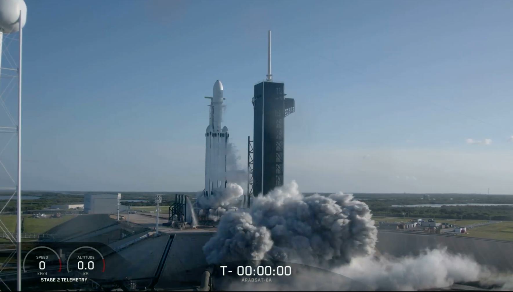 SpaceX Does It Again: Watch Falcon Heavy Execute First Commercial Launch