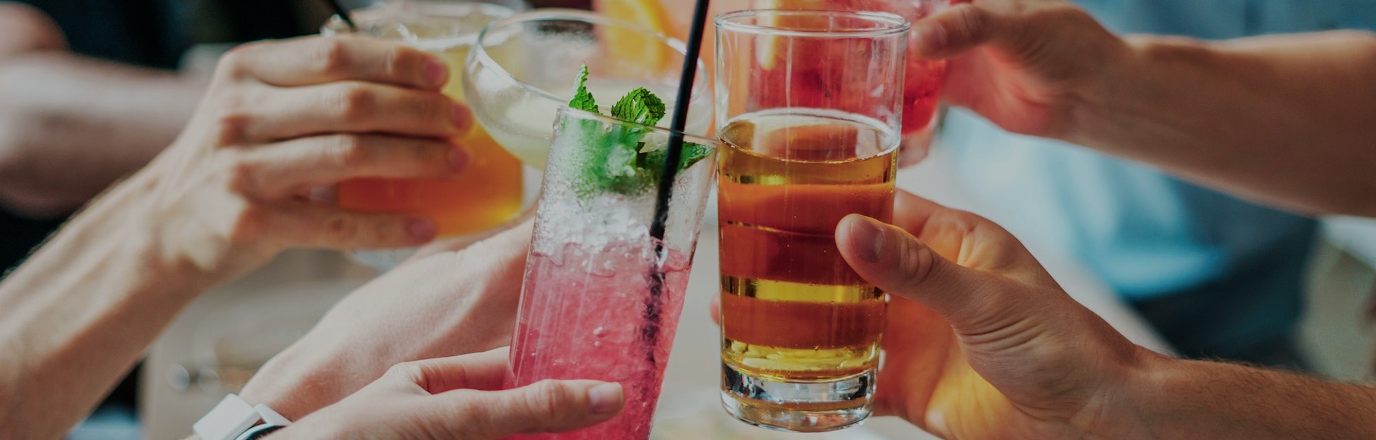 Hangovers Scientists Debunk A Common Belief About Mixing Drinks