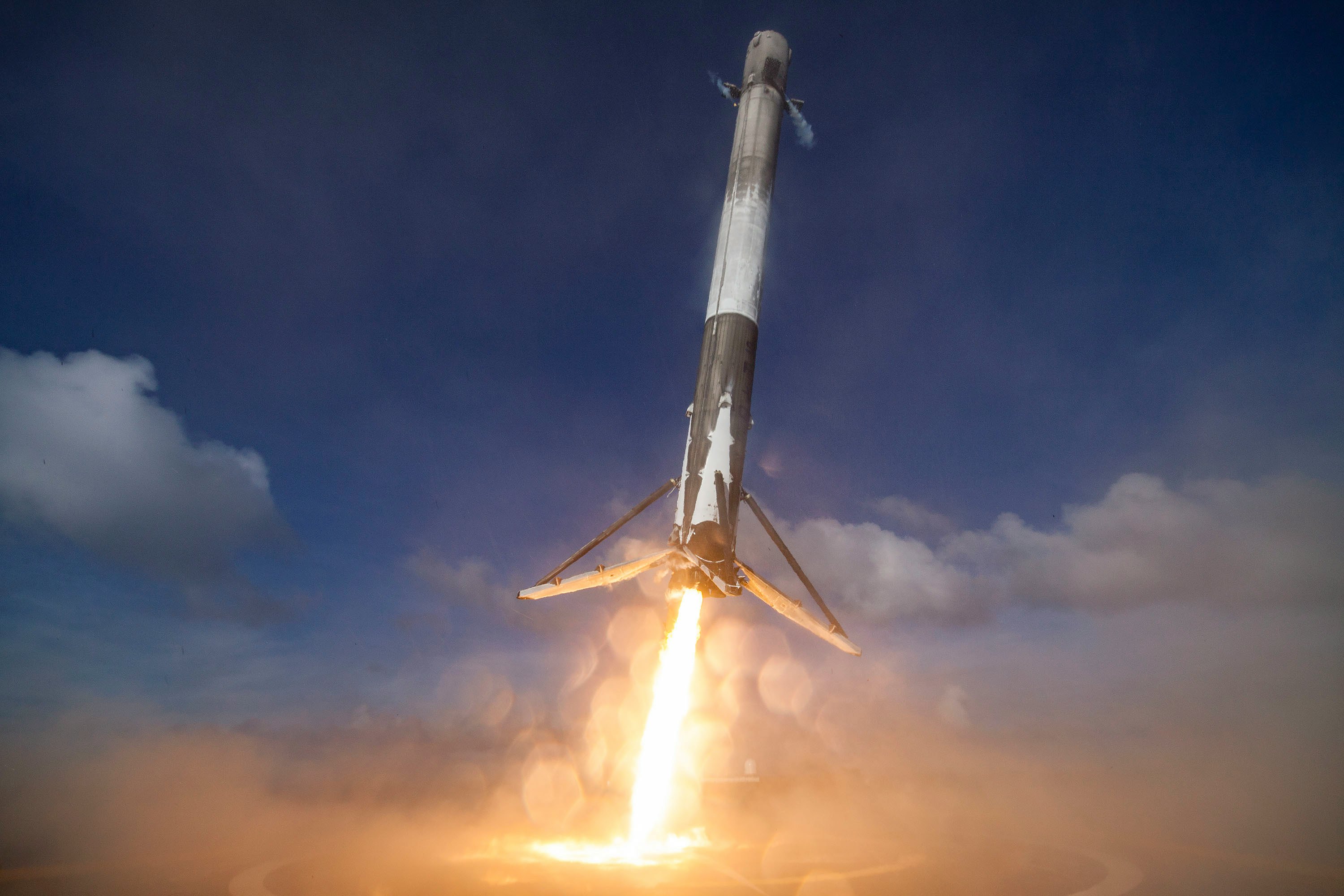 speed of spacex falcon 9