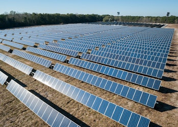 solar farm 