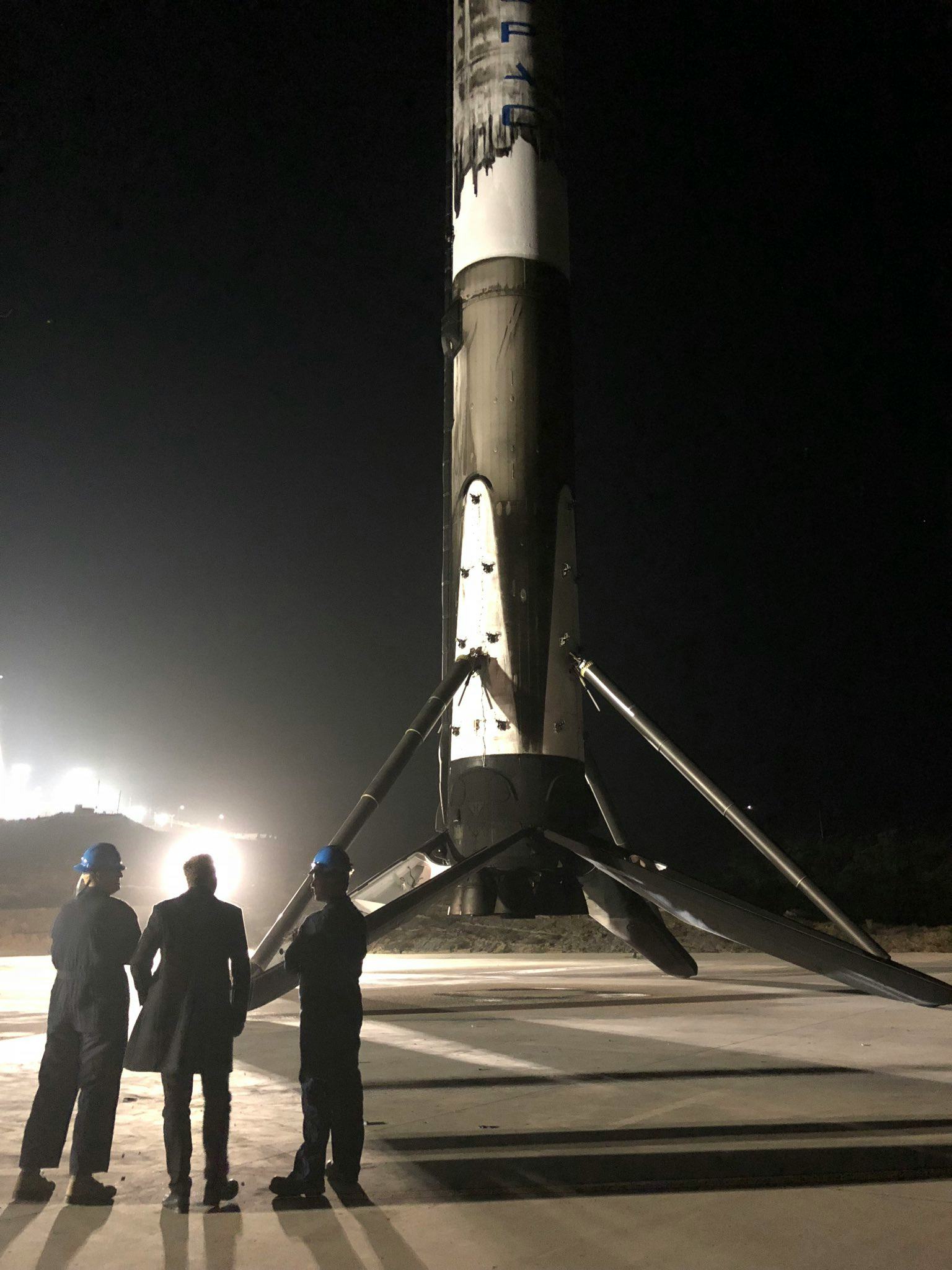 SpaceX: Elon Musk Shares Falcon 9 Image That Highlights Its True Size