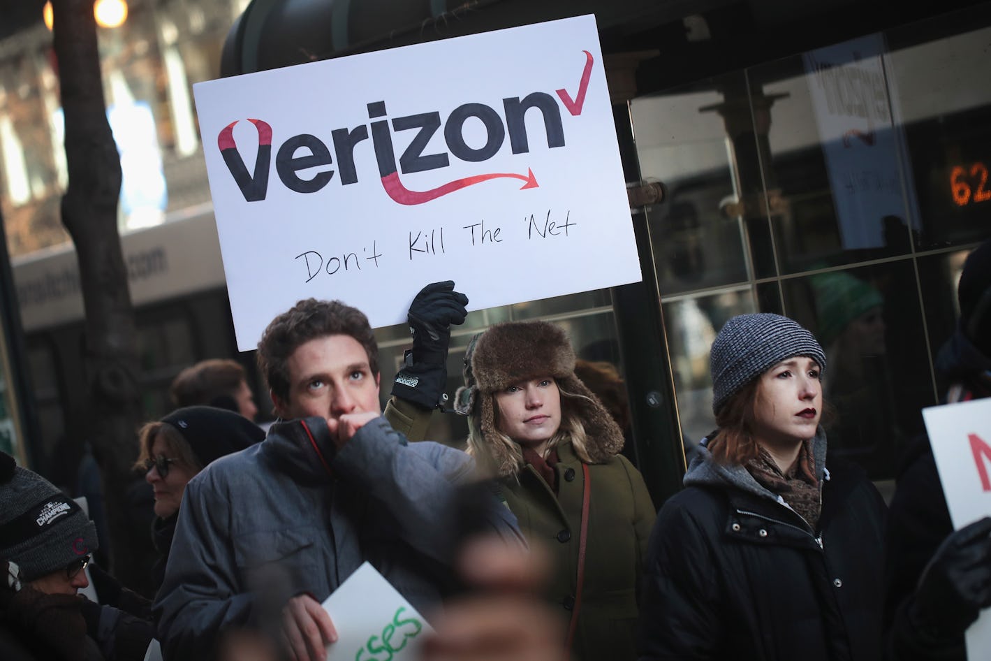 10 Signs Perfect for the Net Neutrality Protests Today