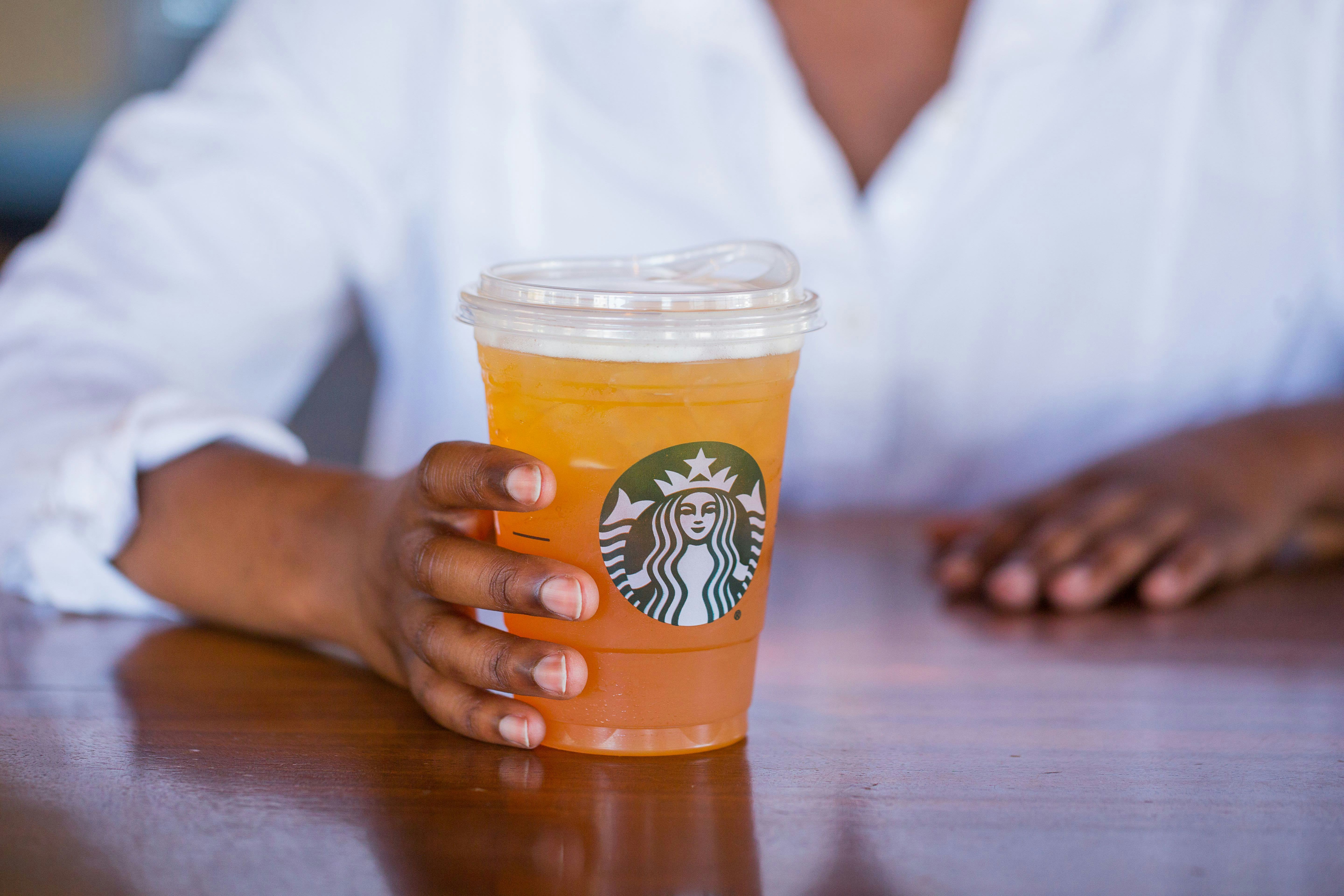 starbucks green plastic straws