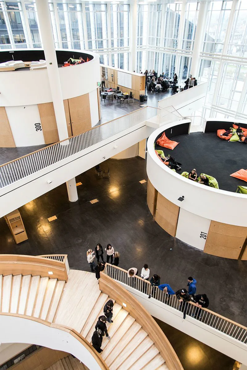 These Are the World's 14 Most Futuristic Schools These Are the World's 14 Most Futuristic Schools