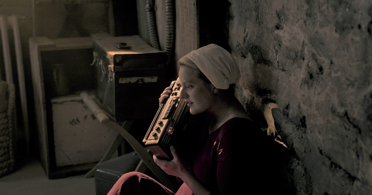 Handmaid's Tale Season 3 Episode 5 How Did Luke Get The Tape 'Handmaid's Tale' Season 3 Spoilers: How the Cassette Tapes Could Be Key