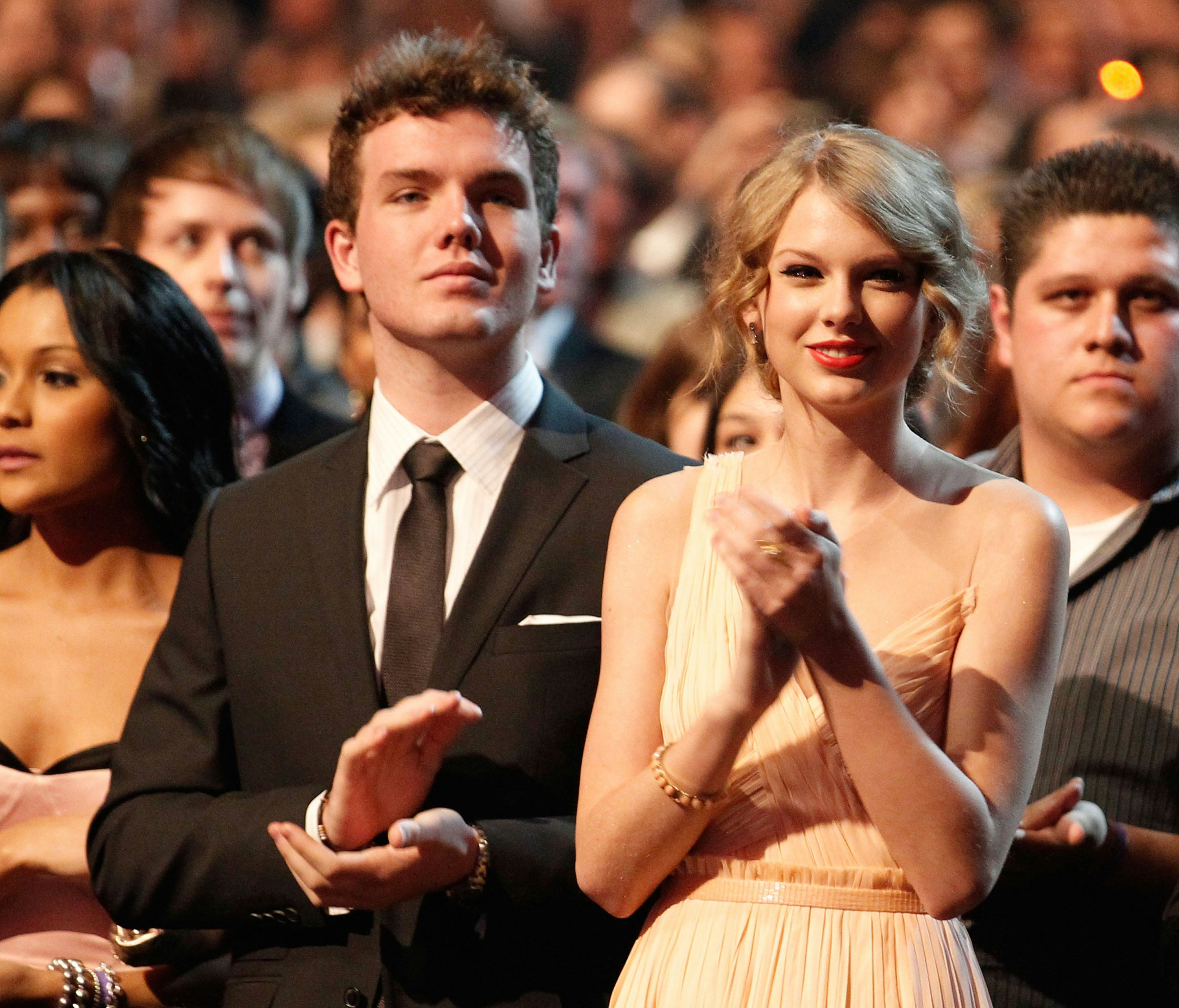 13 Times Austin Swift Upstaged His Sister Taylor Swift — PHOTOS