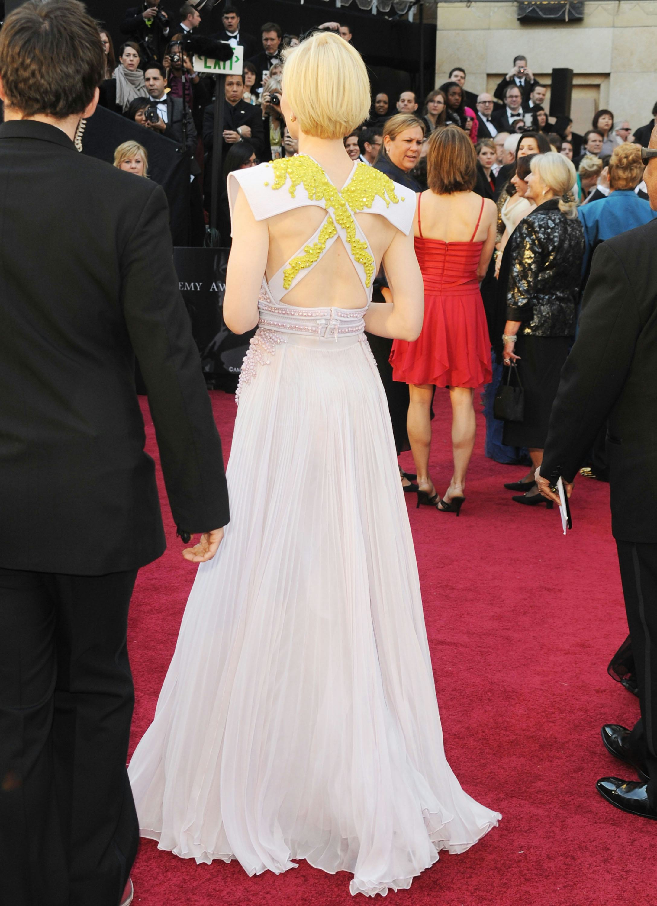 The 15 Most Iconic Oscars Red Carpet Looks Ever, Because It's Been A ...