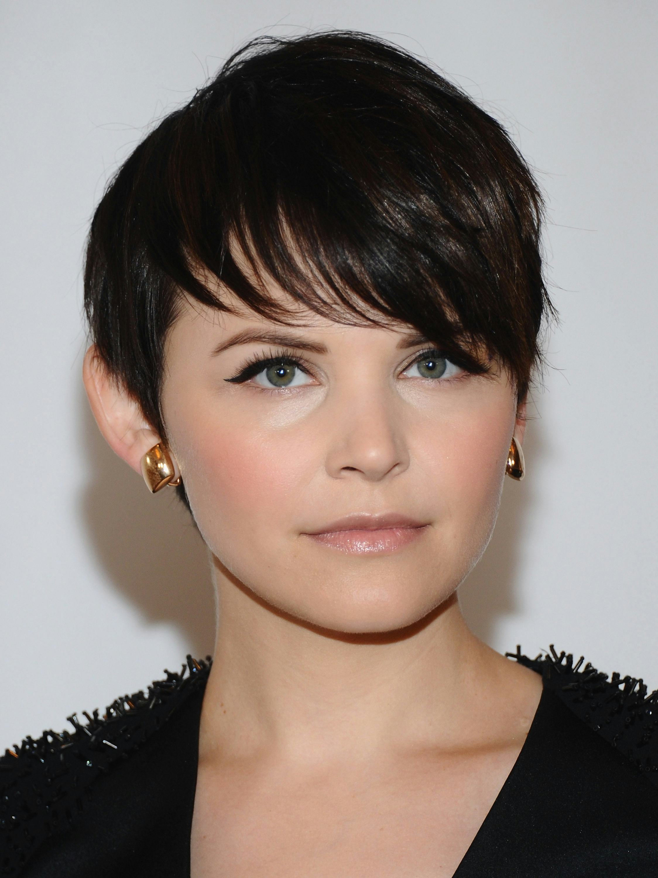 Ginnifer Goodwin Dyes Her Hair Silver Gray And Gives Us Major Summer